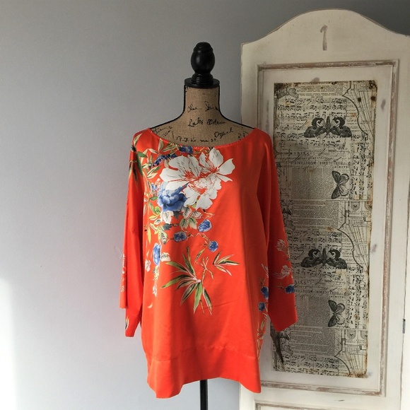 Soft Surroundings Tops - Soft Surroundings satin kimono sleeve top Sz XL